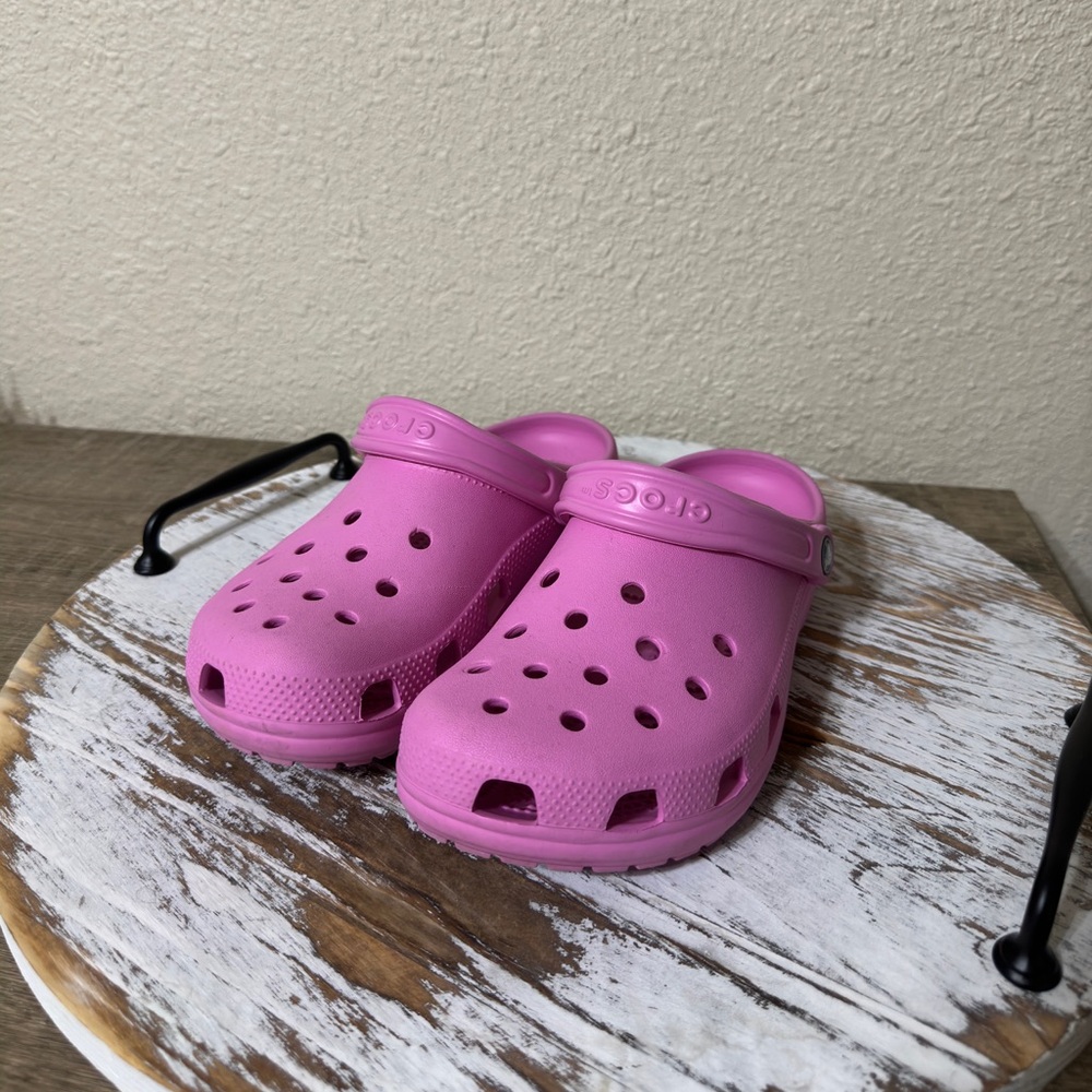 Crocs